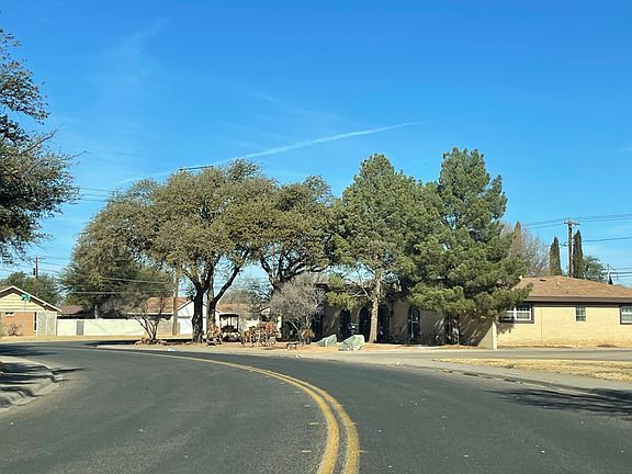 4th image of 1403 Wilshire Dr