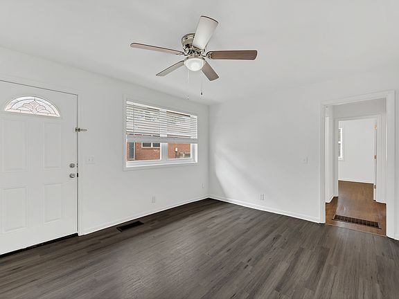 5th image of 2028 Greenwood Cir #A