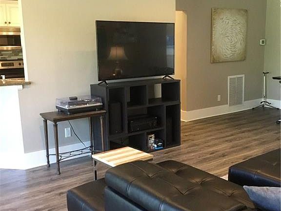 5th image of 13267 Highland Chase Pl