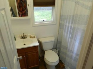 68 Tapered Oak Ln #B, Levittown, PA