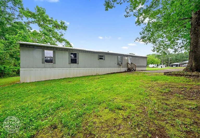 121 Wood Church Rd — Photo 3