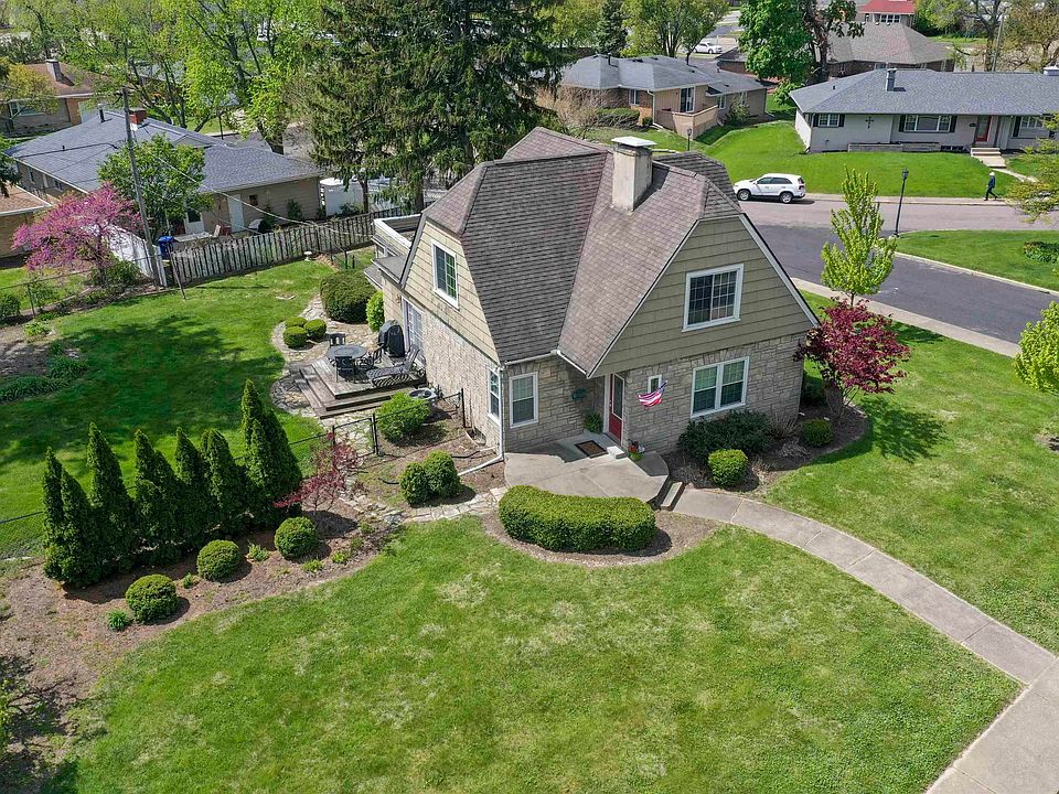 1st image of 612 W Stratford Dr