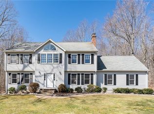 7 Christina Ct, Clinton, CT 06413