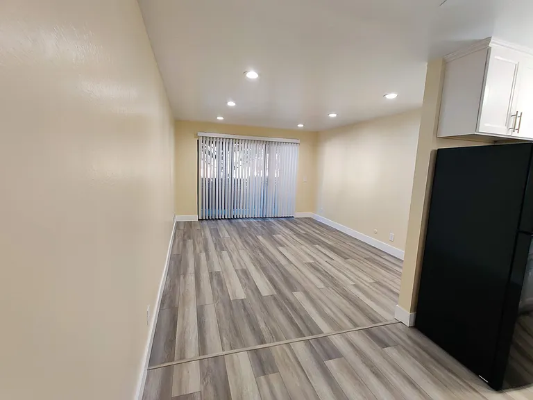 1910 Berryman Street — Photo 52
