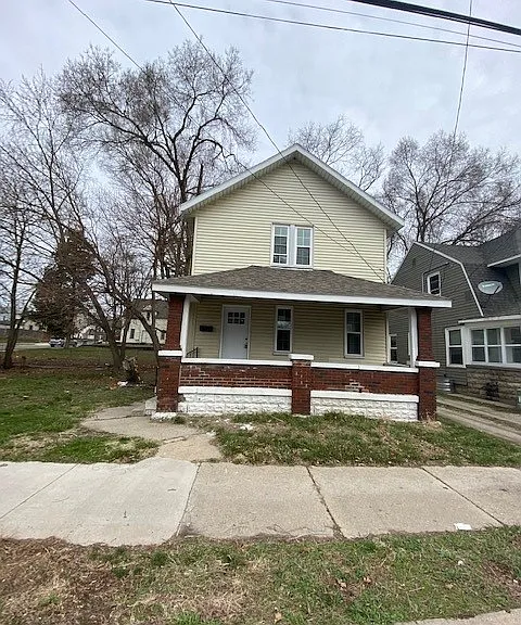 1011 Logan St SE — Photo 17