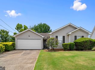 5515 Lofwood Ln, Lithonia, GA 30058