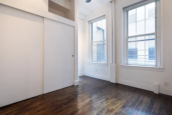 Sold by Tabak Real Estate | media 6