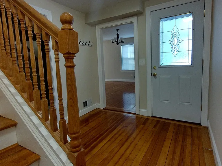 62 Washington St — Photo 7