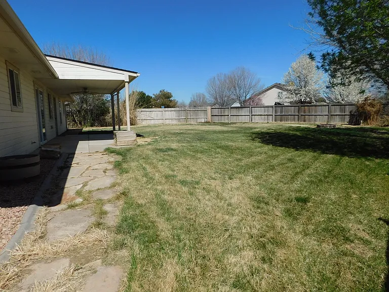 502 Garnet Dr — Photo 19