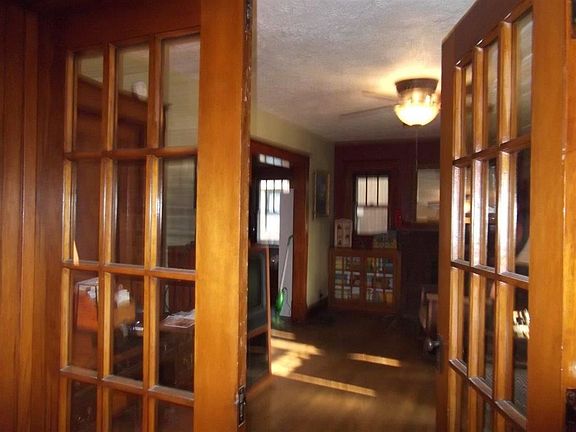 Original doors and woodwork