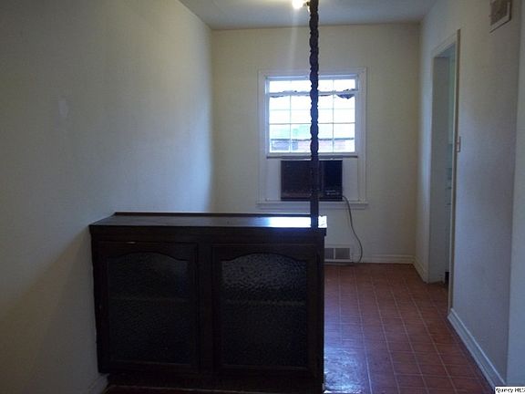 Home for Sale in Quincy, IL $79,900