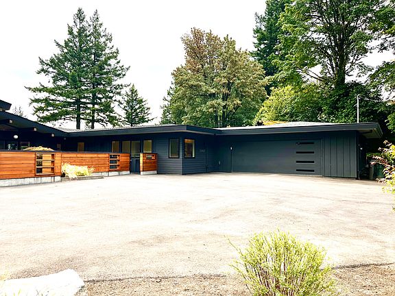 3rd image of 7247 NW Penridge Rd