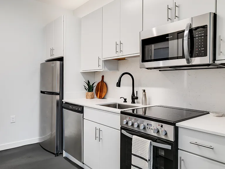 The Hub Apartments — Photo 9