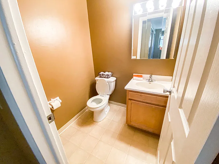 Capitol View Apartments — Photo 62