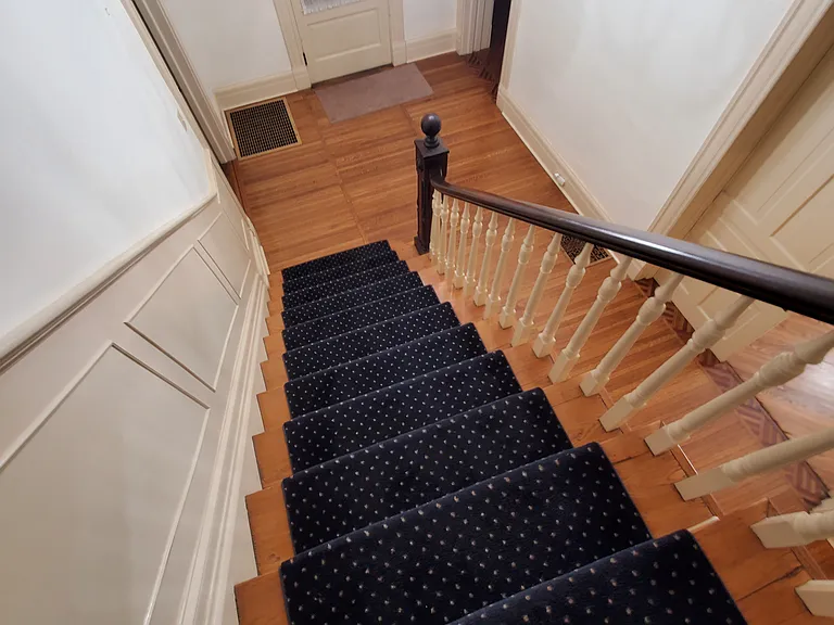 114 W Lexington Ave — Photo 61