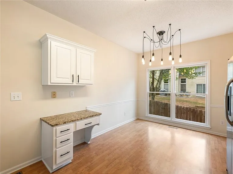 10100 Barston Ct — Photo 10