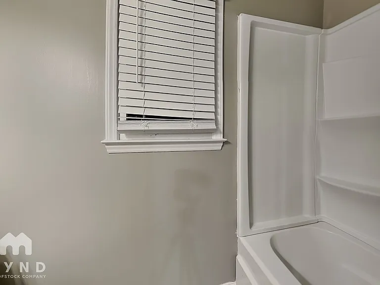3504 Berdan Ct — Photo 9