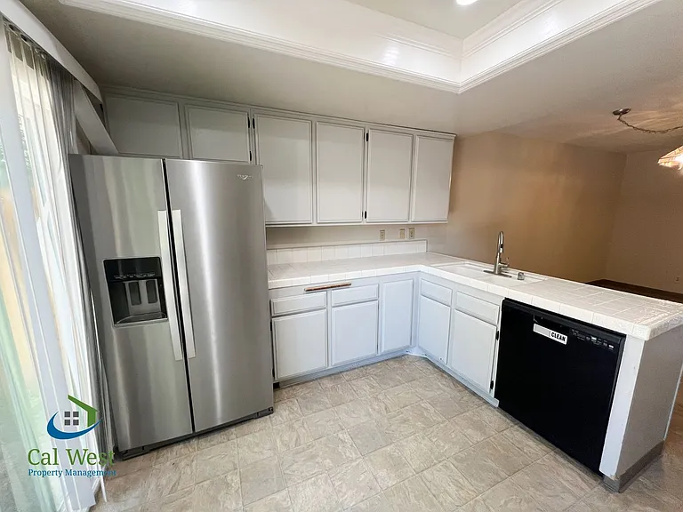 6547 Cobblestone Ct — Photo 17