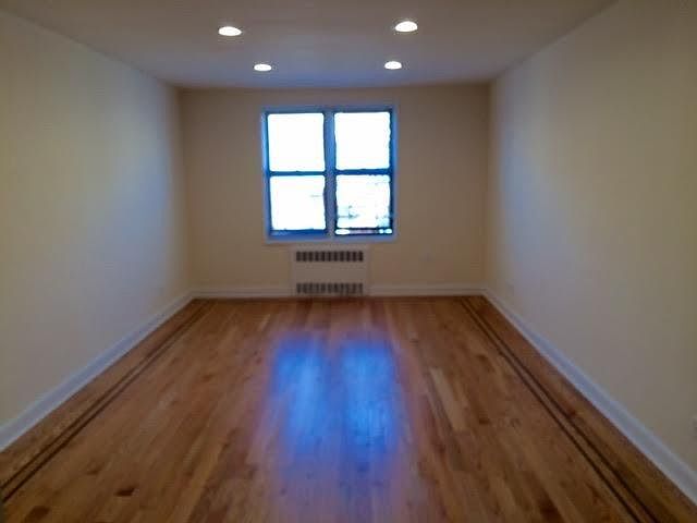 2nd image of 2750 Homecrest Ave #B24