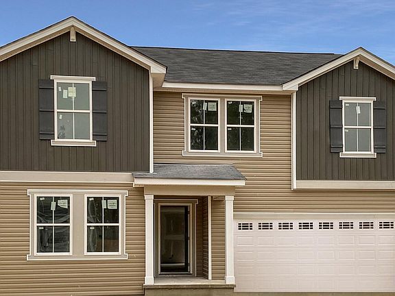 2nd image of 137 Hedge Hunter Court