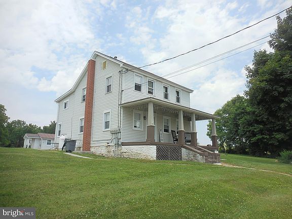 3rd image of 149-151 161 Fisher Ave