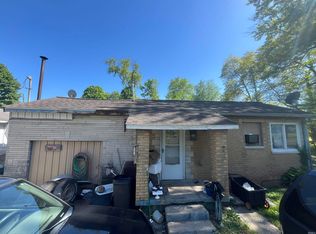 1307 E Cherry St, Petersburg, IN