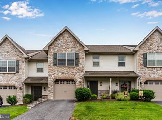 232 Melbourne Ln, Mechanicsburg, PA 17055
