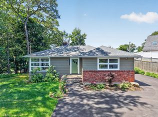 8 Everett St, Wakefield, MA 01880