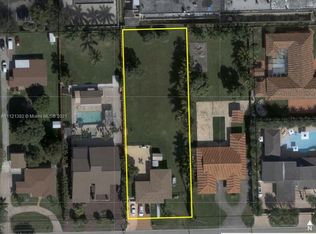 8235 SW 2nd St, Miami, FL 33144