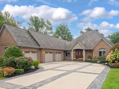 48590 Harbor Dr, Chesterfield, MI, 48047