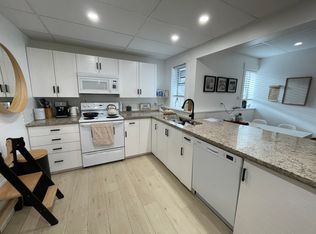 18850 60th Ave, Surrey, BC V3S7W4