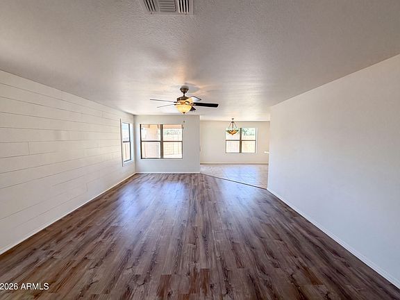 3rd image of 7500 E DEER VALLEY Road #8