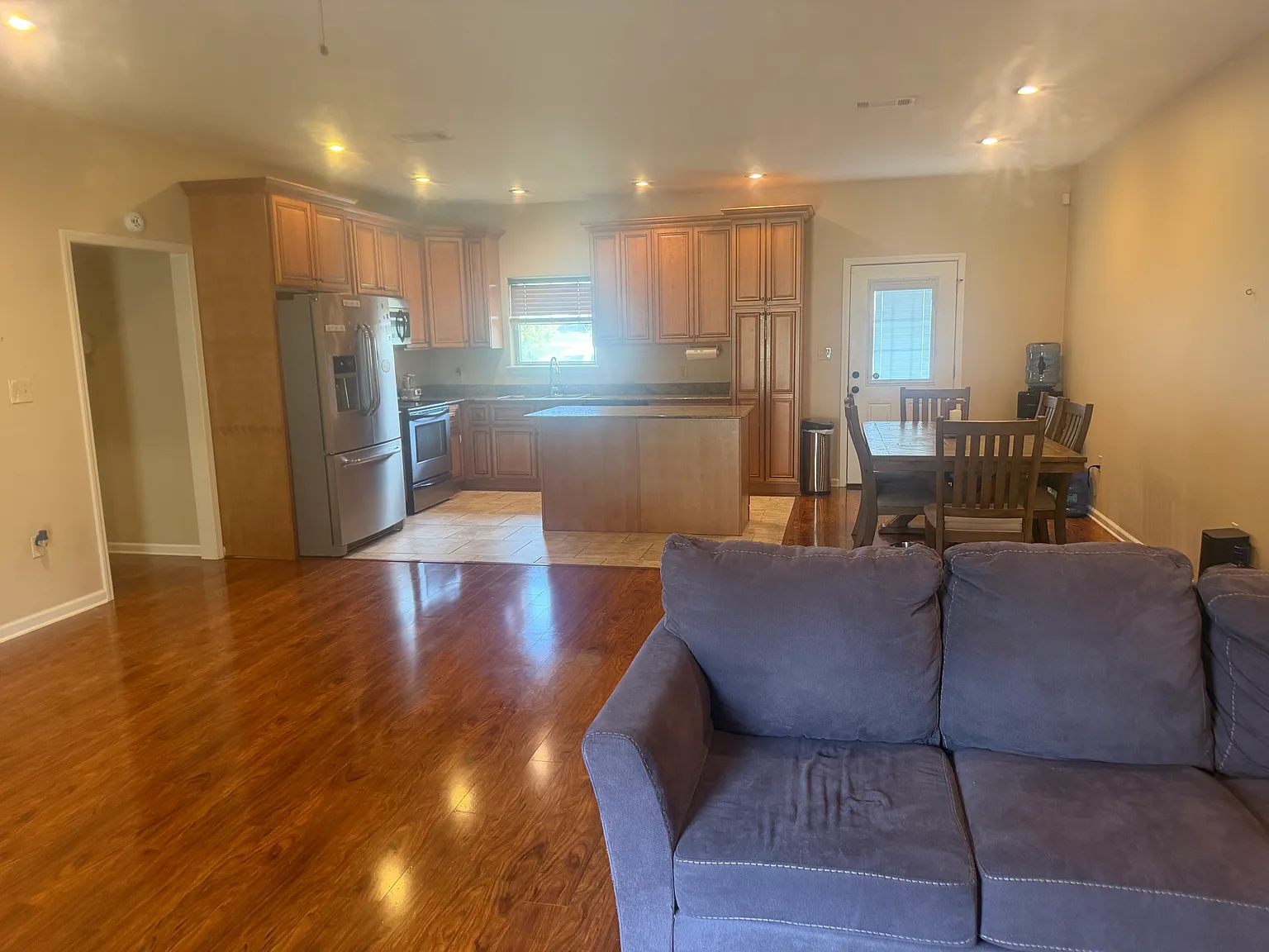 3 bed, 1520 sqft, $1,600 — Photo 2
