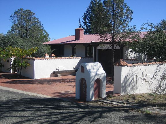 3rd image of 505 Stewart Cir