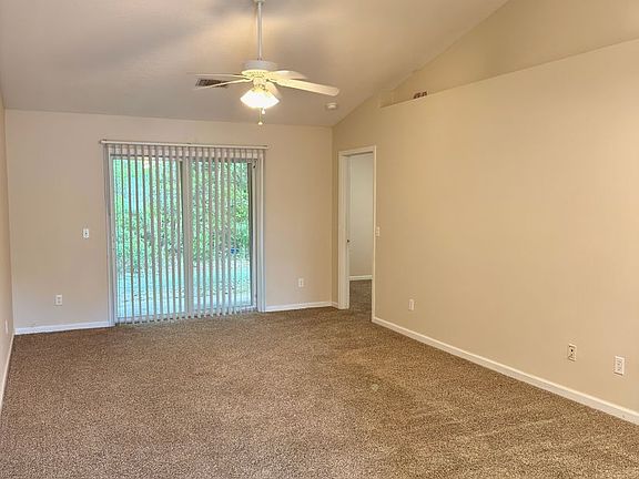 4th image of 412 Lawnwood Ct