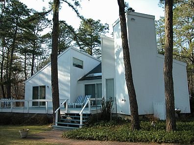 2nd image of 34 Georgica Woods Ln
