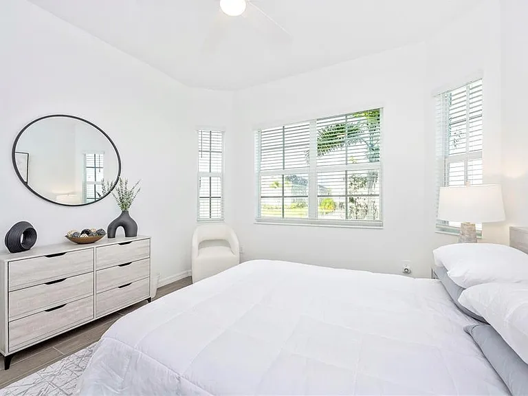17662 Santorini Ct — Photo 30