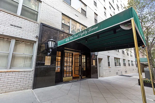 Sold by Corcoran | media 15