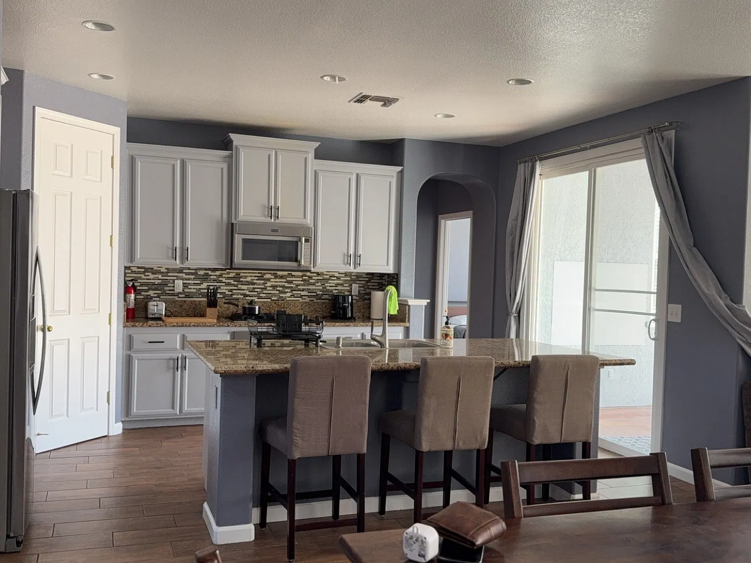 Atkins Dr, Elk Grove — Photo 4