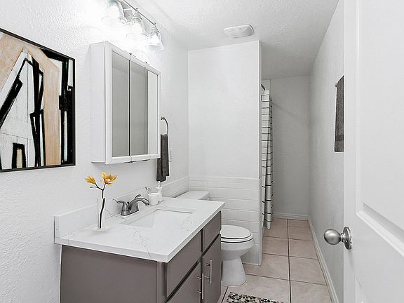 5th image of 239 E South Temple #C606