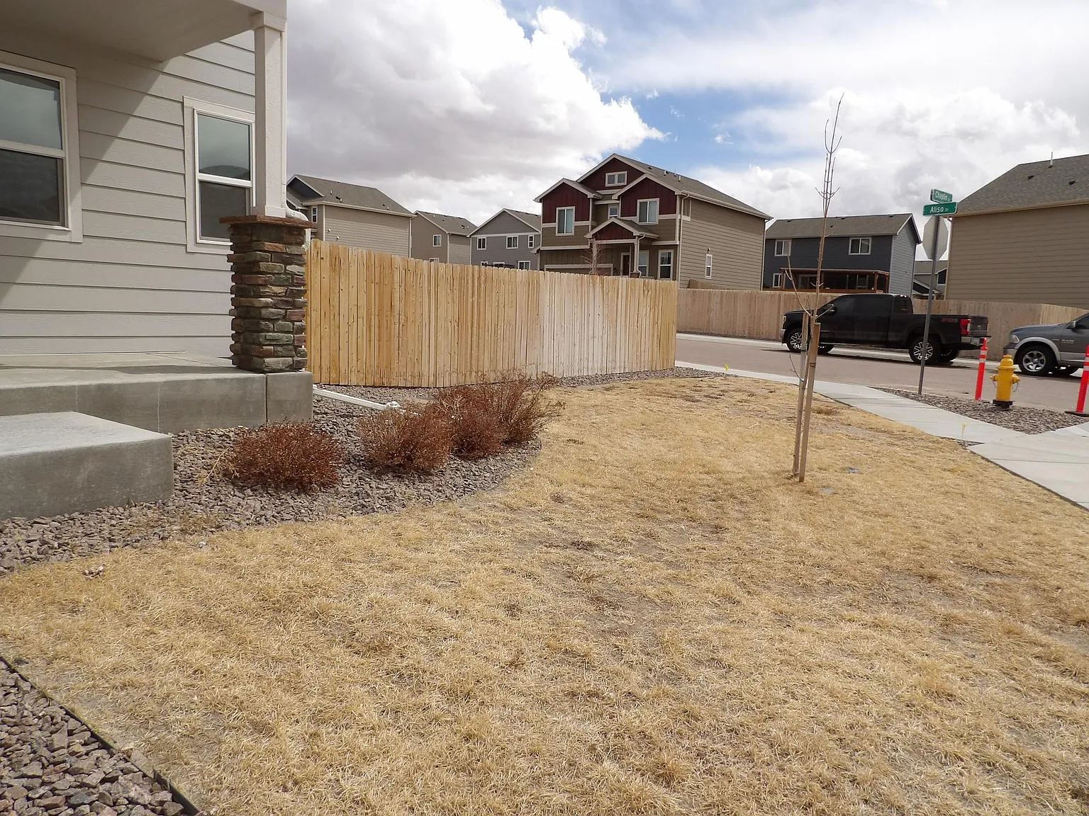 4 bed, 2.5 bath, 1700 sqft, $2,500 — Photo 3