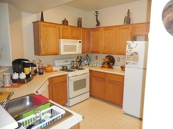 3rd image of 5855 Valley Dr Unit 2155
