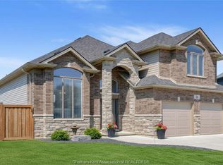 24 Sienna Ct, Chatham Kent, ON N7M 0R9