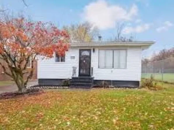 16705 Chateau Ave, Cleveland, OH 44128