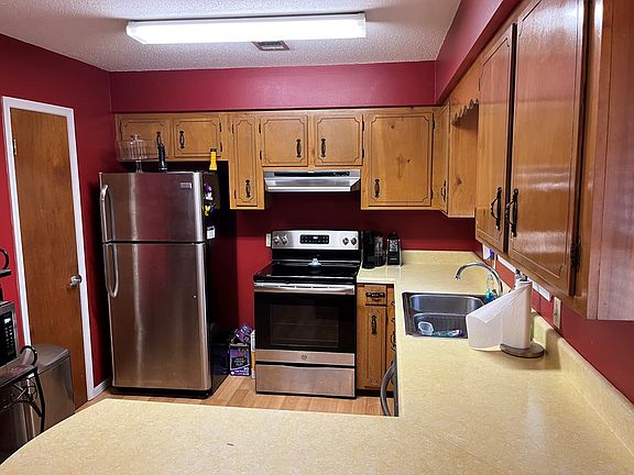 5th image of 117 Browning Cir