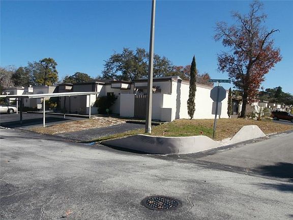 2nd image of 2212 Pinewood Villas Dr
