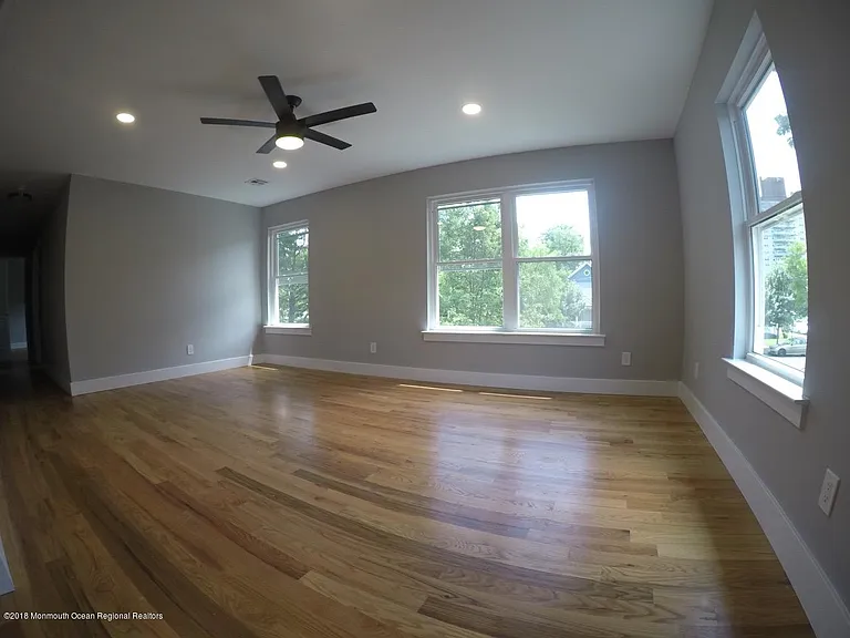 517 Asbury Ave #C — Photo 6