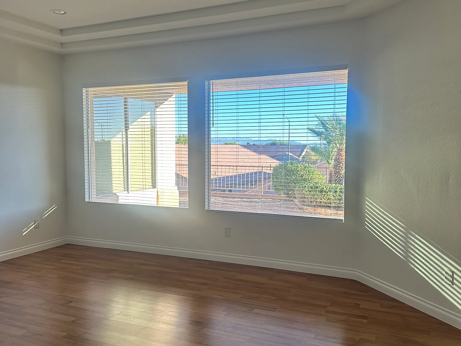 3 bed, 2300 sqft, $3,000 — Photo 4