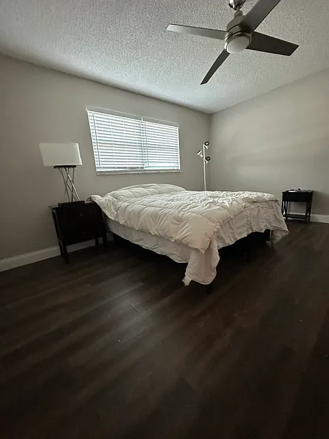 2 bed, 925 sqft, $2,200 — Photo 4