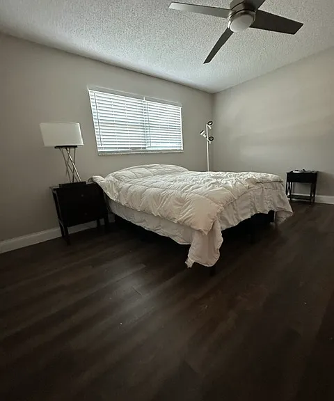 4500 E Bay Dr — Photo 4